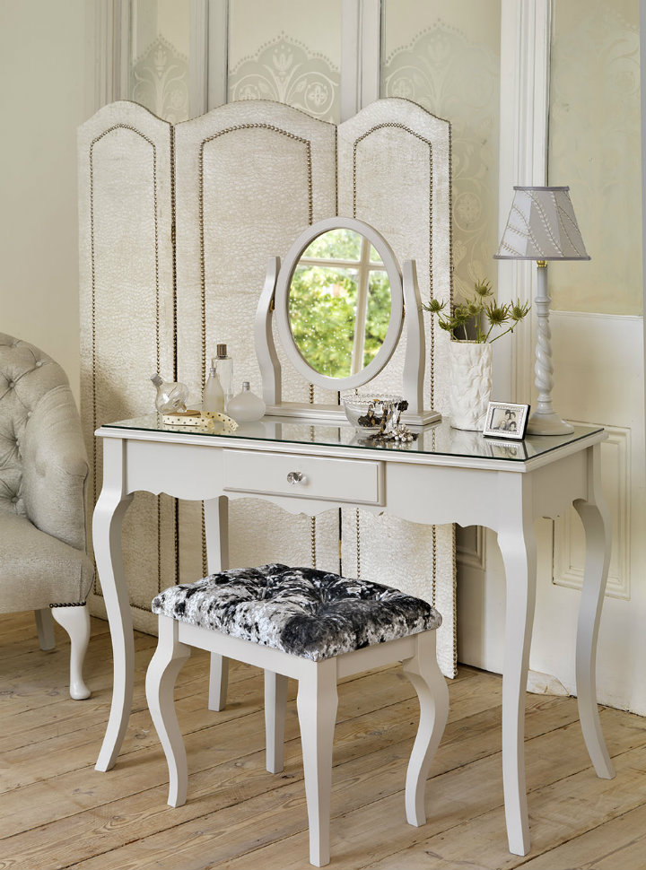 Top selection of White Dressing Tables Home Decor Ideas