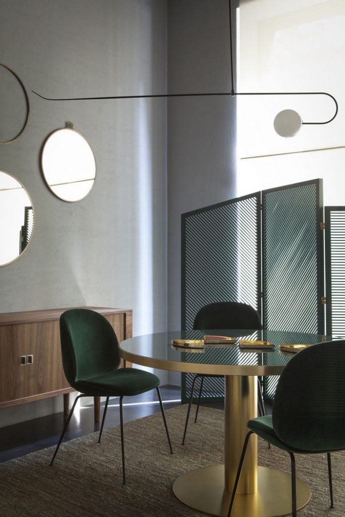 Top 10 Round Dining Tables For A Contemporary Home